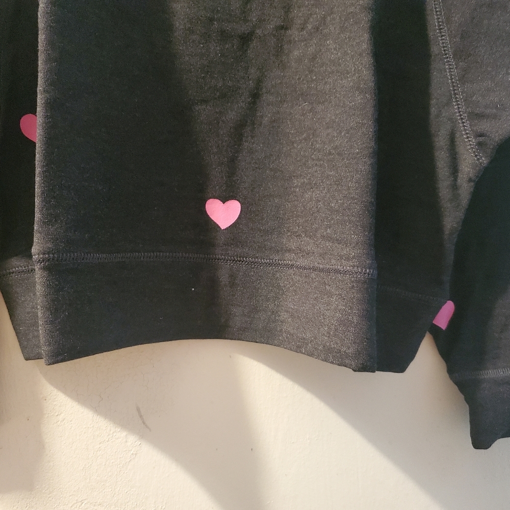 Chaser Cropped Batman Wing pullover - Picture 5 of 11